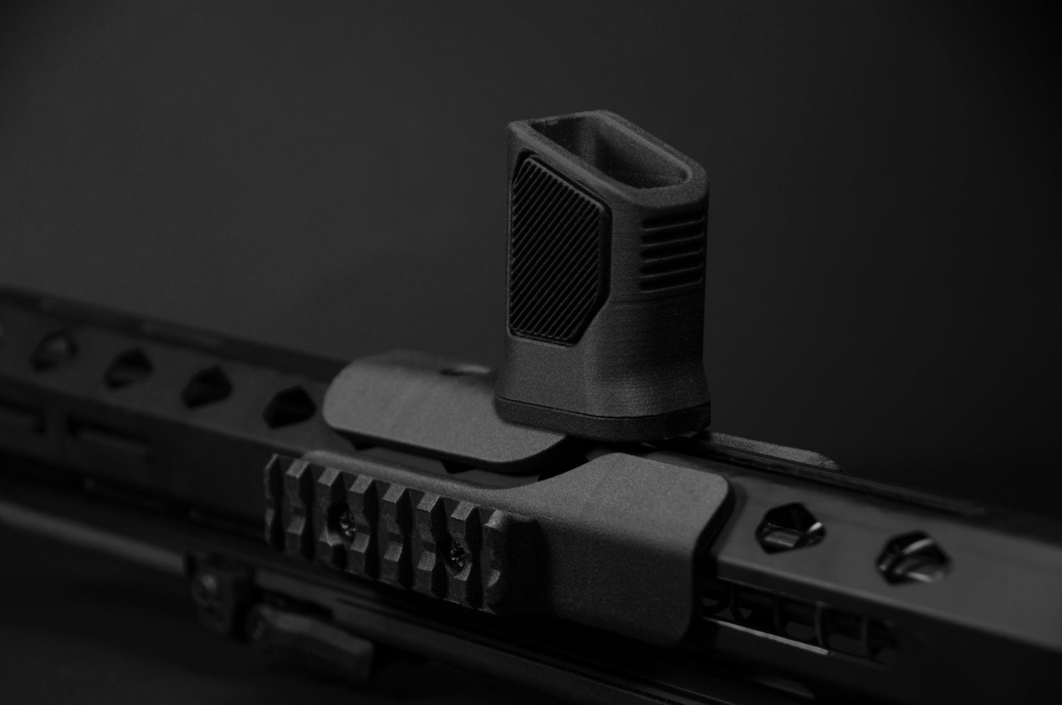 Artemis Forend with Mini Grip for SCSA Taipan Evo, X and Lite