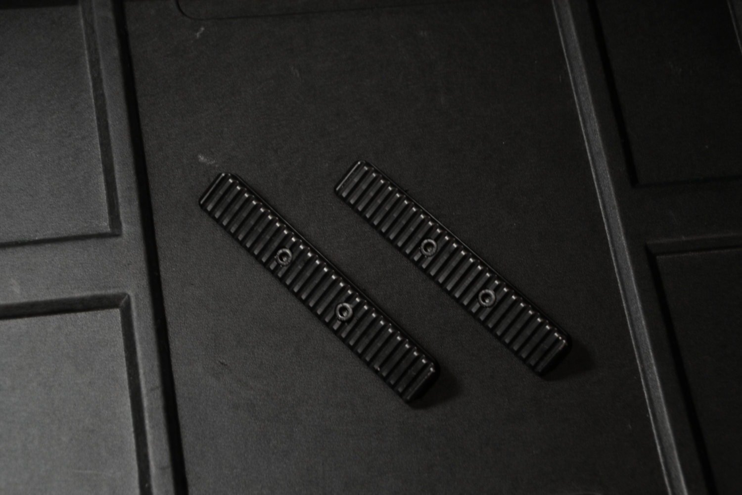 6061 Aluminium: Low-Profile Side Plates for Taipan Evo/X/Lite